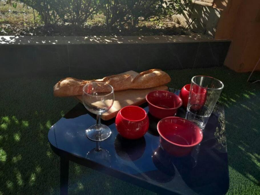 Appartement Spacieux &Tres Calme. Spacious & Very Quiet Apartment. Карос Екстериор снимка