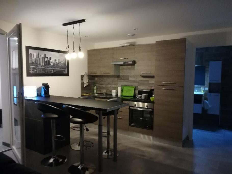 Appartement Spacieux &Tres Calme. Spacious & Very Quiet Apartment. Карос Екстериор снимка