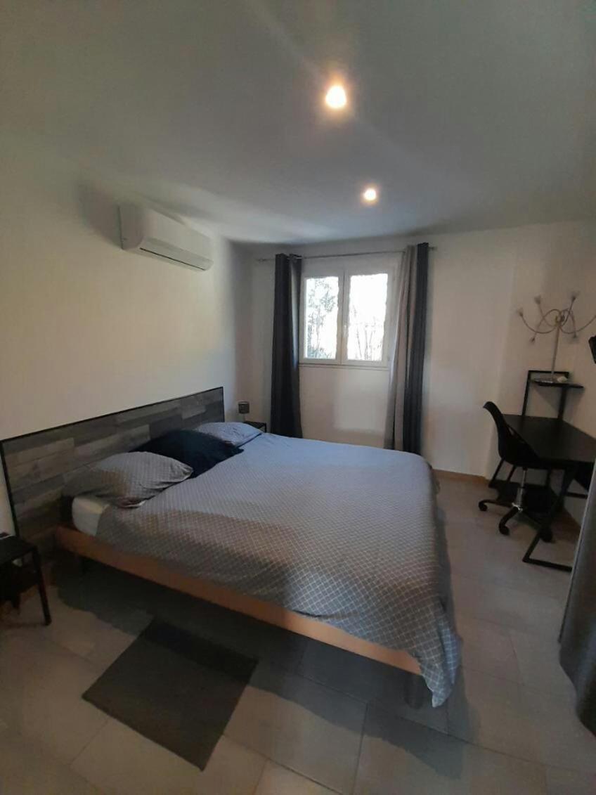 Appartement Spacieux &Tres Calme. Spacious & Very Quiet Apartment. Карос Екстериор снимка