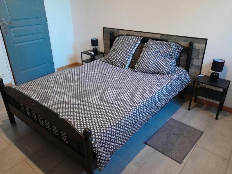 Appartement Spacieux &Tres Calme. Spacious & Very Quiet Apartment. Карос Екстериор снимка