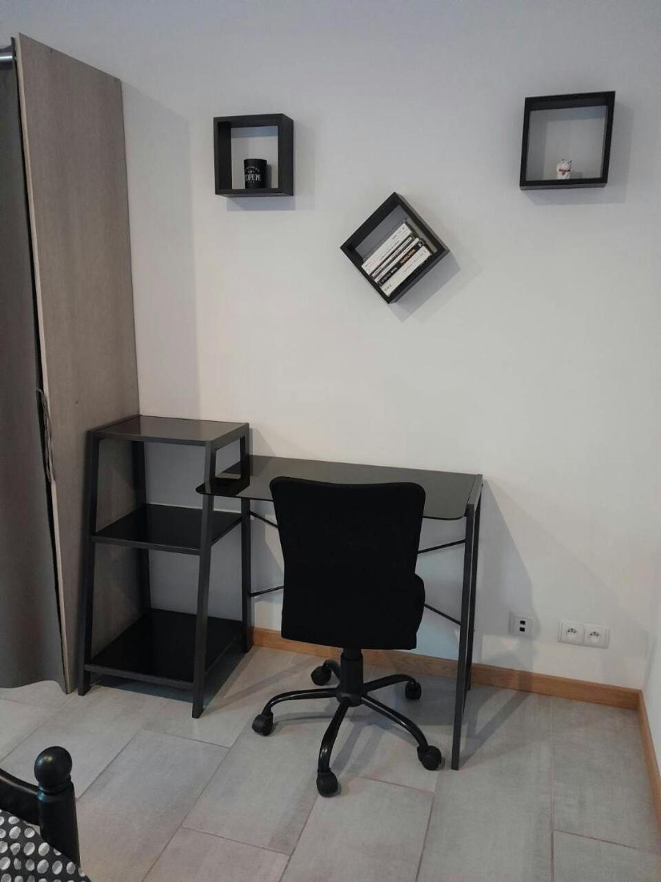 Appartement Spacieux &Tres Calme. Spacious & Very Quiet Apartment. Карос Екстериор снимка